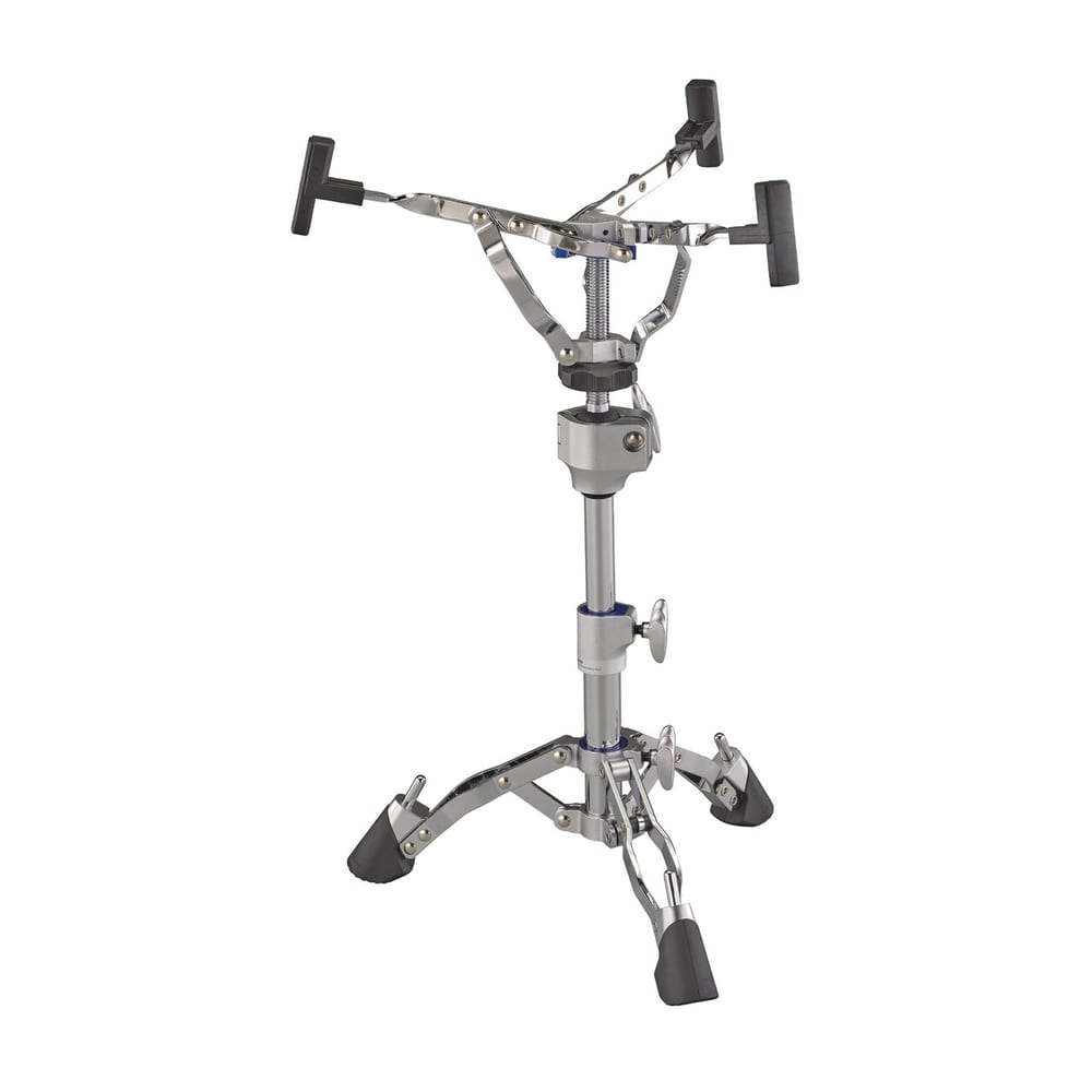 A Yamaha double-braced snare stand from above, showing its three rubber-tipped basket arms, the ball tilter housing beneath the basket and a blue accent ring on the lower tube